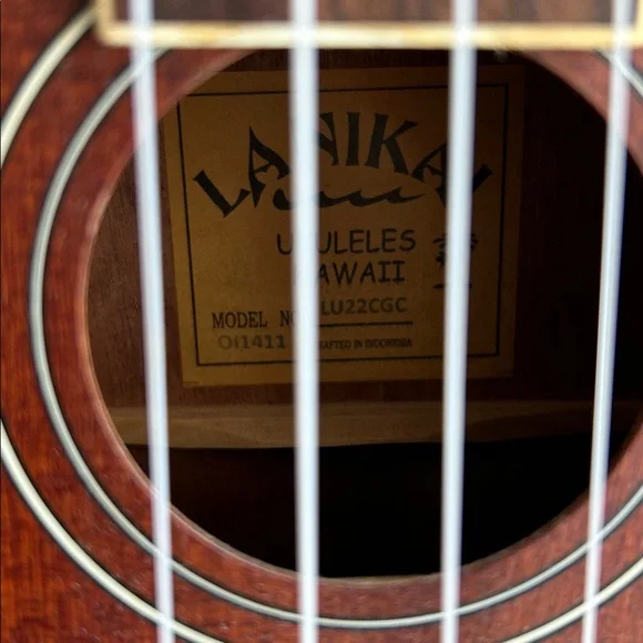 Lanikai LU22CGC Standard Concert Ukulele - Picture 7 of 10